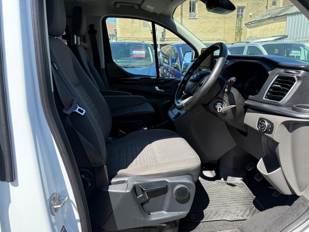 Used Ford Tourneo Custom 2019 for sale - 76750300: Photo 14