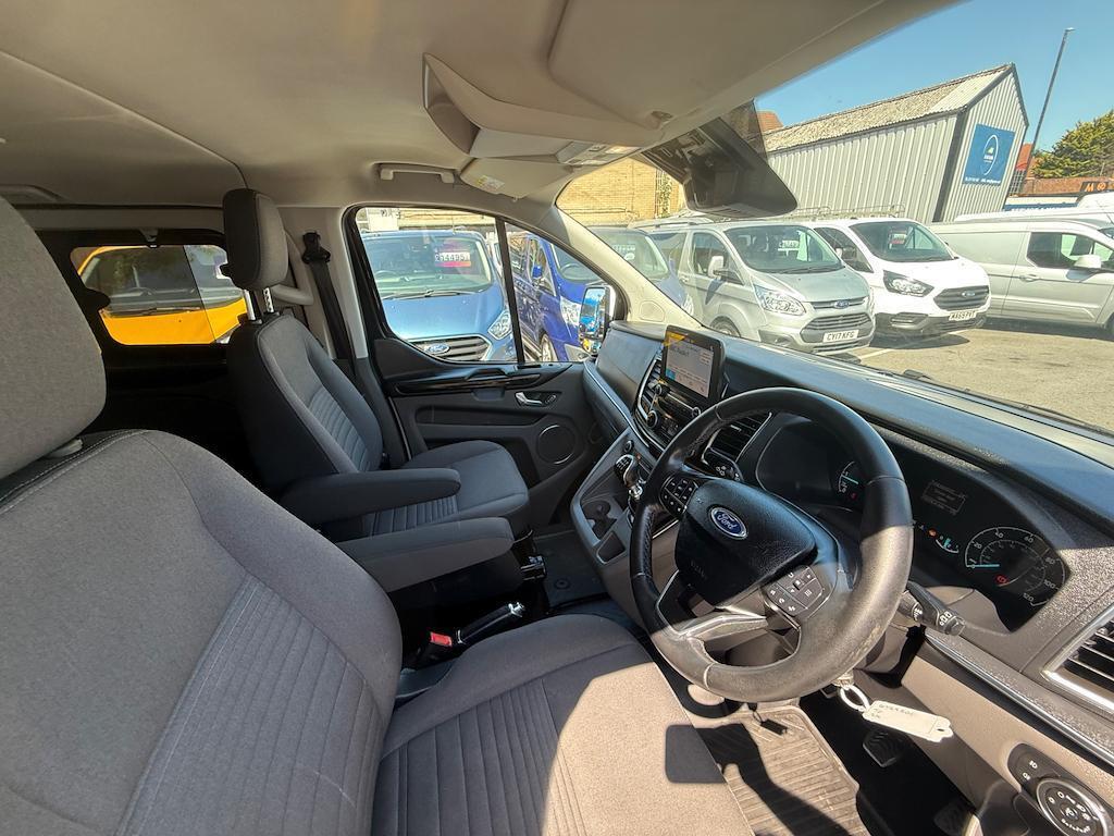 Used Ford Tourneo Custom 2019 for sale - 76750300: Photo 28