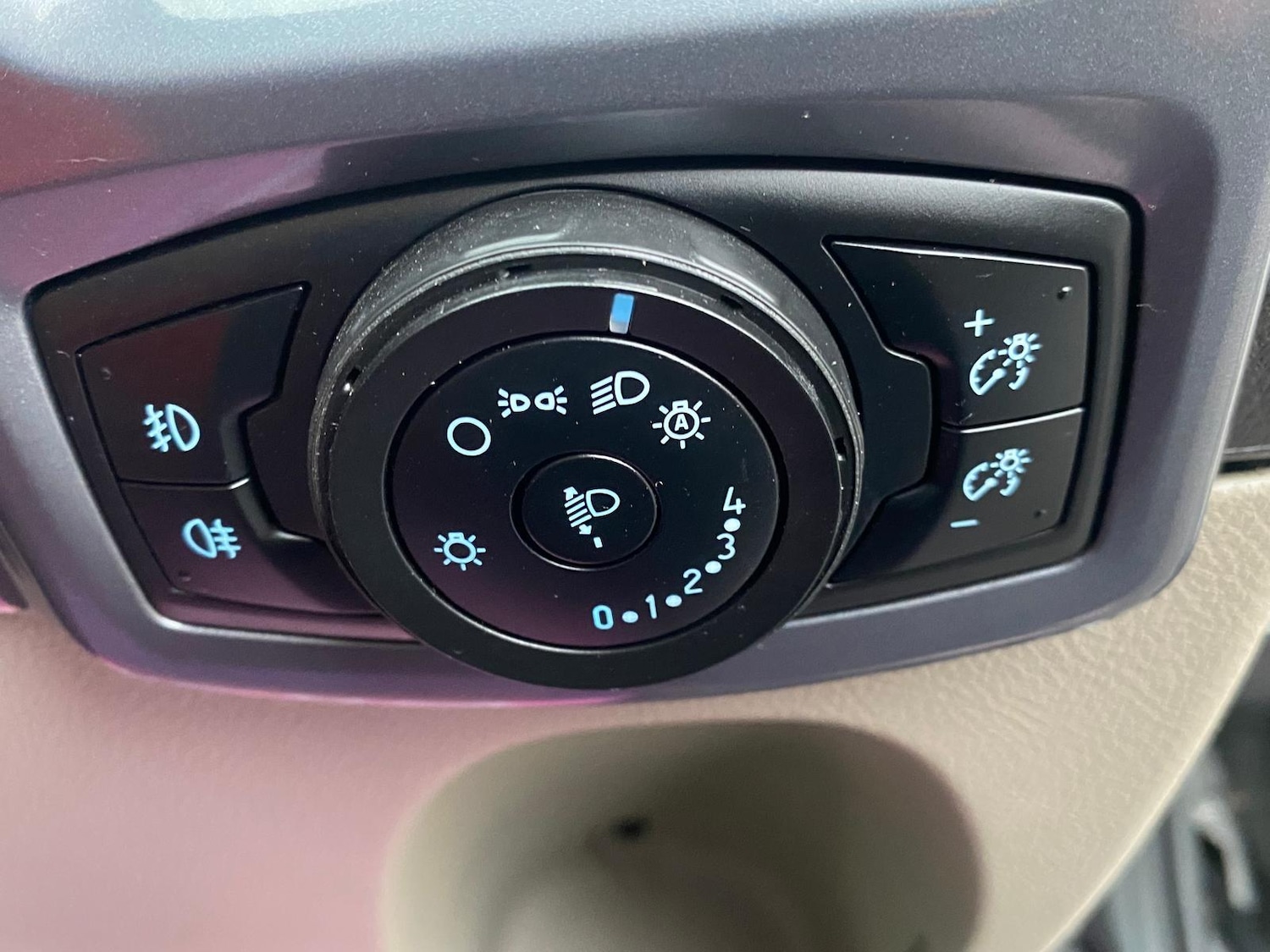 Used Ford Tourneo Custom 2016 for sale - 77049397: Photo 16