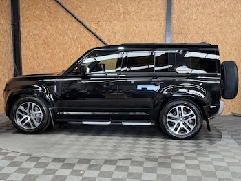 Used Land Rover Defender 2022 for sale - 78088477: Photo