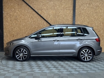 Used Volkswagen Golf SV 2015 for sale - 75619559: Photo