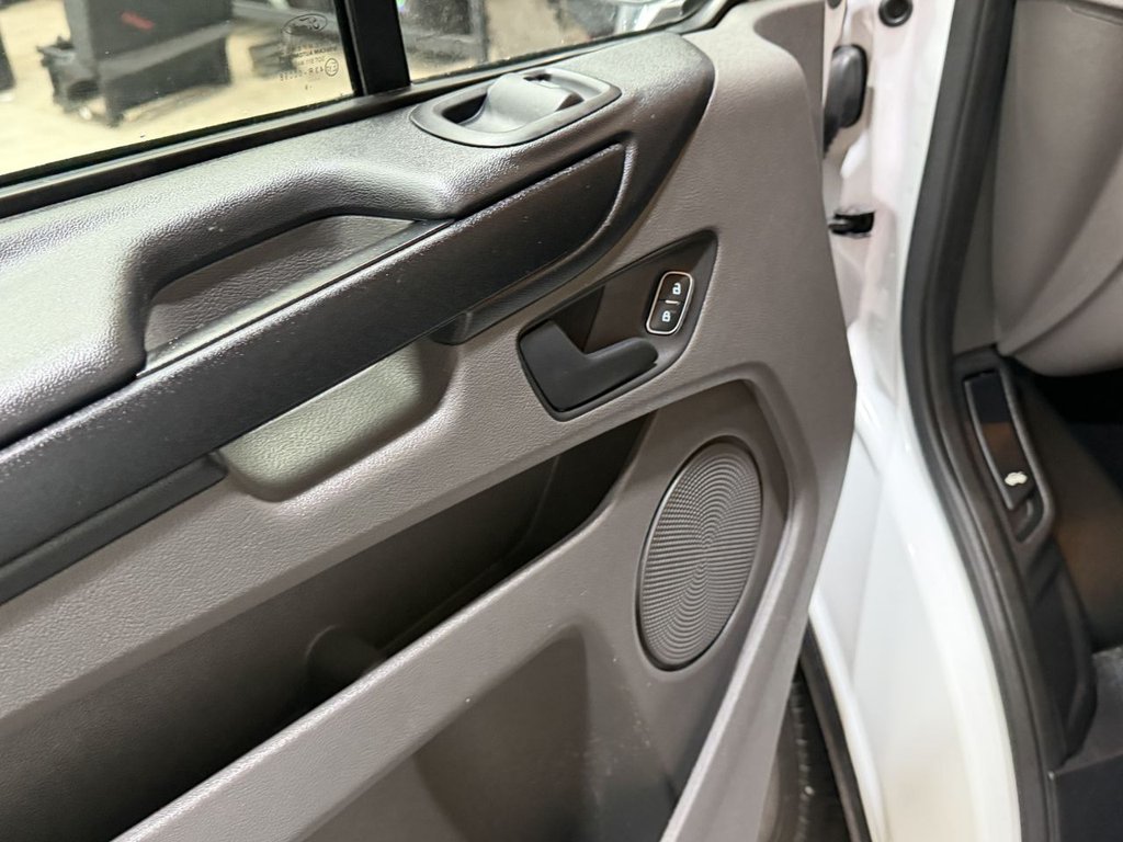 Used Ford Transit Custom 2019 for sale - 77627400: Photo 17