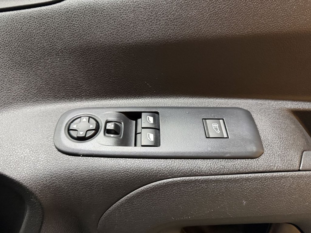 Used Peugeot Partner 2021 for sale - 77546730: Photo 35
