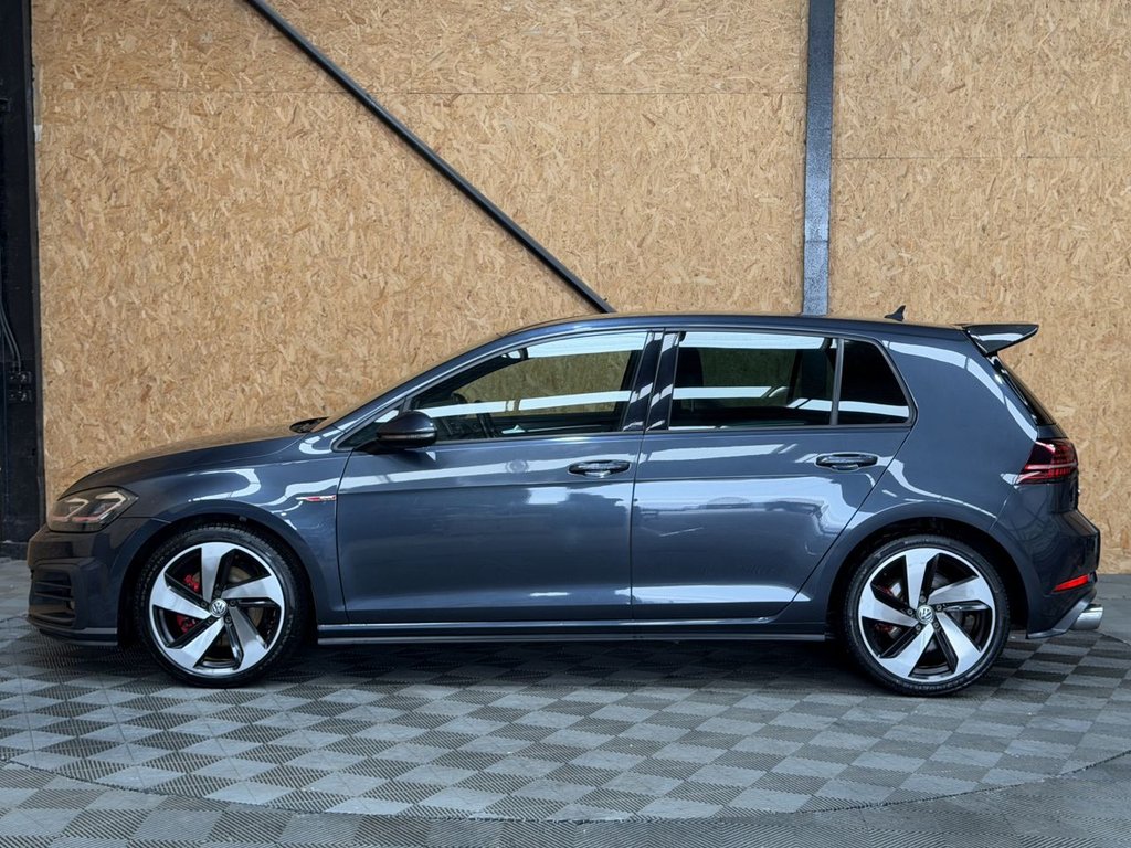 Used Volkswagen Golf 2018 for sale - 78213019: Photo 2