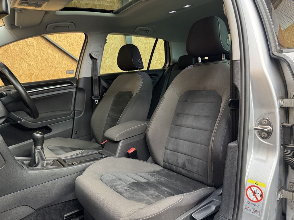 Used Volkswagen Golf 2013 for sale - 76848179: Photo 12