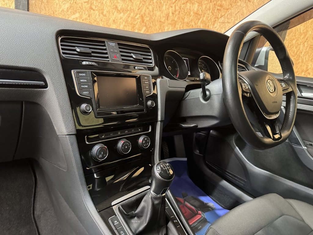 Used Volkswagen Golf 2013 for sale - 76848179: Photo 16