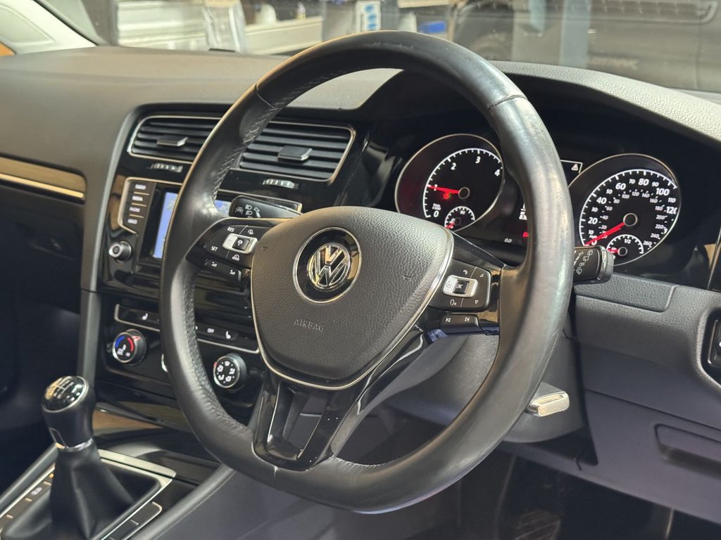 Used Volkswagen Golf 2013 for sale - 76848179: Photo 22