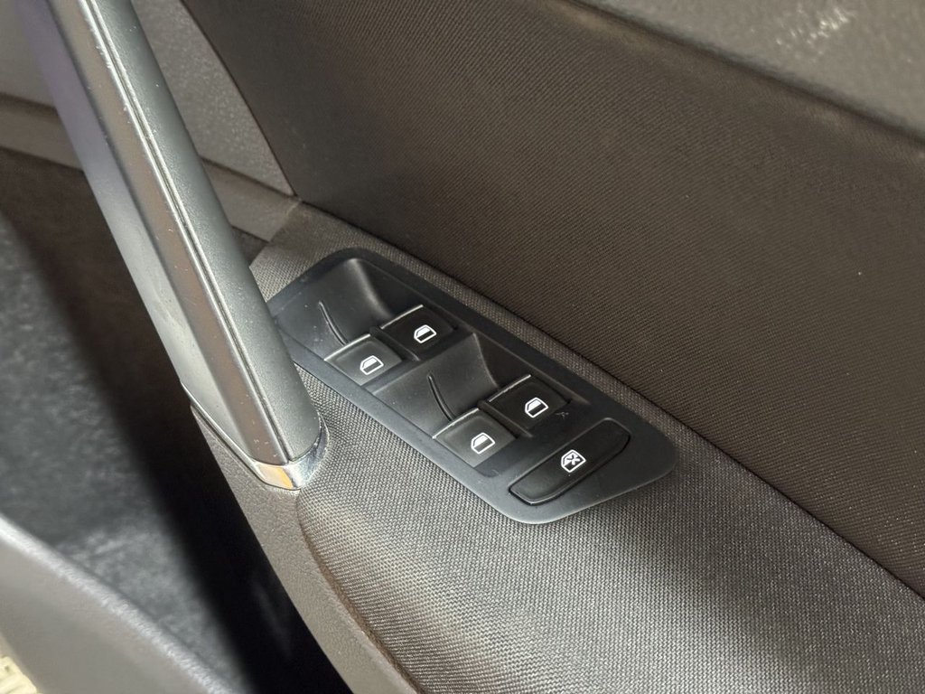 Used Volkswagen Golf 2013 for sale - 76848179: Photo 23