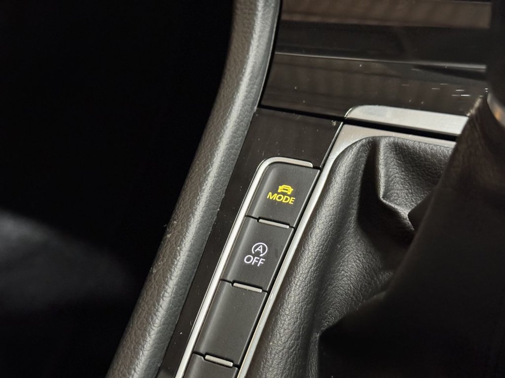 Used Volkswagen Golf 2013 for sale - 76848179: Photo 36