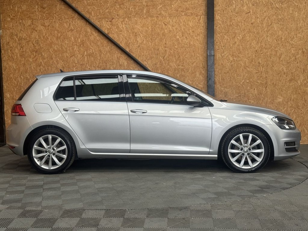 Used Volkswagen Golf 2013 for sale - 76848179: Photo 5