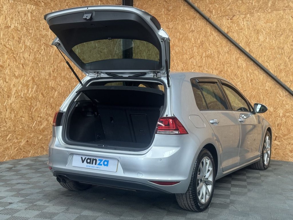 Used Volkswagen Golf 2013 for sale - 76848179: Photo 9