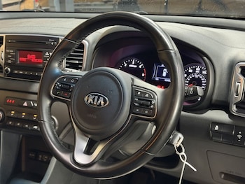 Used Kia Sportage 2017 for sale - 78186822: Photo