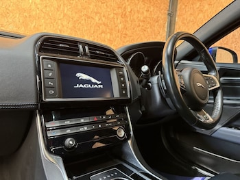 Used Jaguar XE 2016 for sale - 78534210: Photo