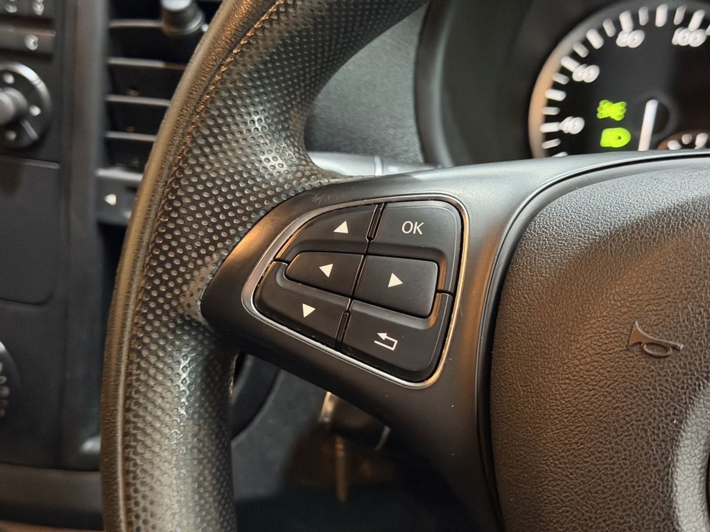 Used Mercedes-Benz Vito 2017 for sale - 77792105: Photo 23