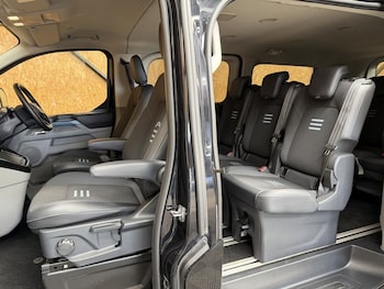 Used Ford Tourneo Custom 2025 for sale - 78444456: Photo