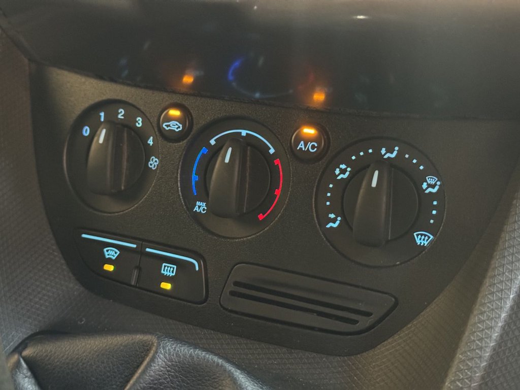 Used Ford Transit Connect 2018 for sale - 77792442: Photo 9