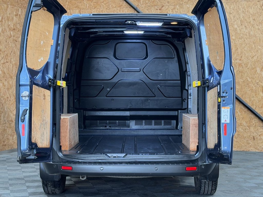 Used Ford Transit Custom 2022 for sale - 77820576: Photo 19