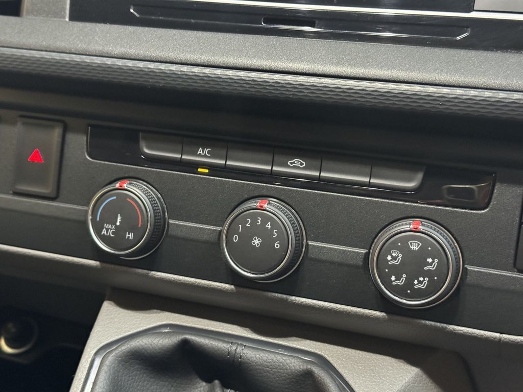 Used Volkswagen Transporter 2020 for sale - 77236787: Photo 34