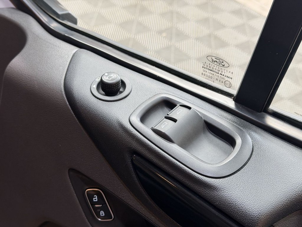 Used Ford Transit Custom 2023 for sale - 77890930: Photo 38