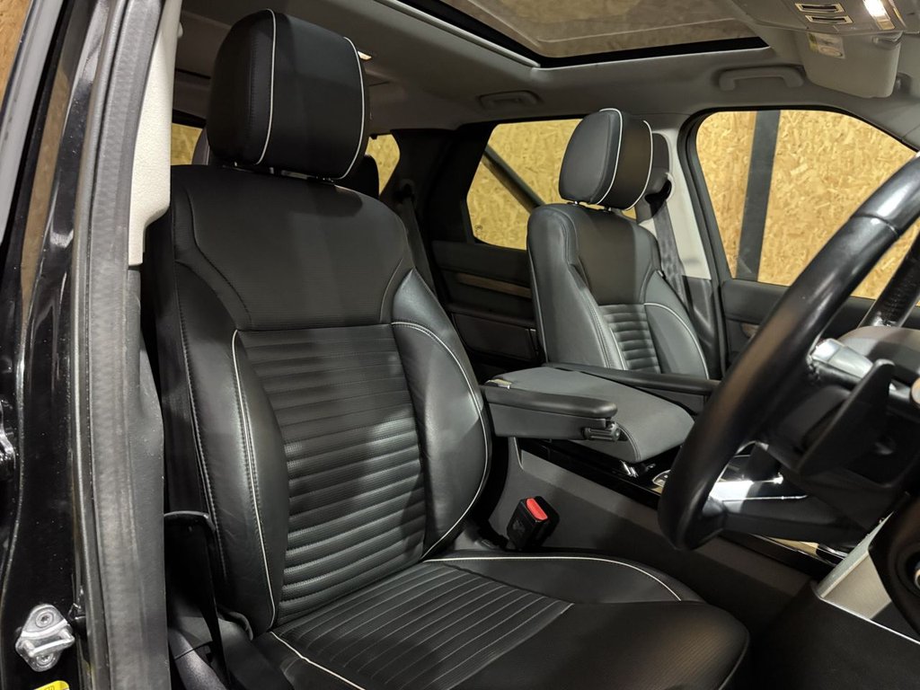 Used Land Rover Discovery 2018 for sale - 76985940: Photo 11