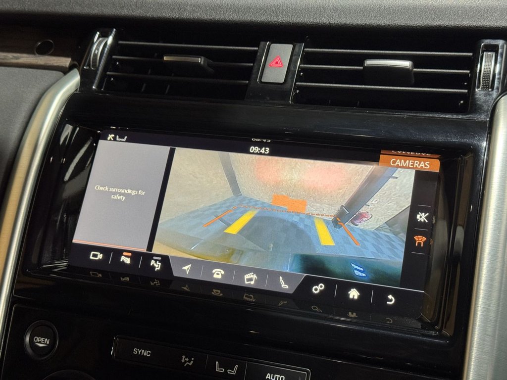 Used Land Rover Discovery 2018 for sale - 76985940: Photo 24