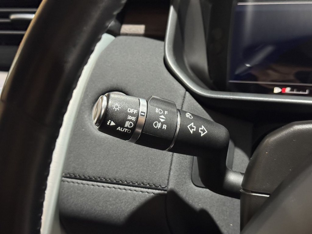 Used Land Rover Discovery 2018 for sale - 76985940: Photo 40