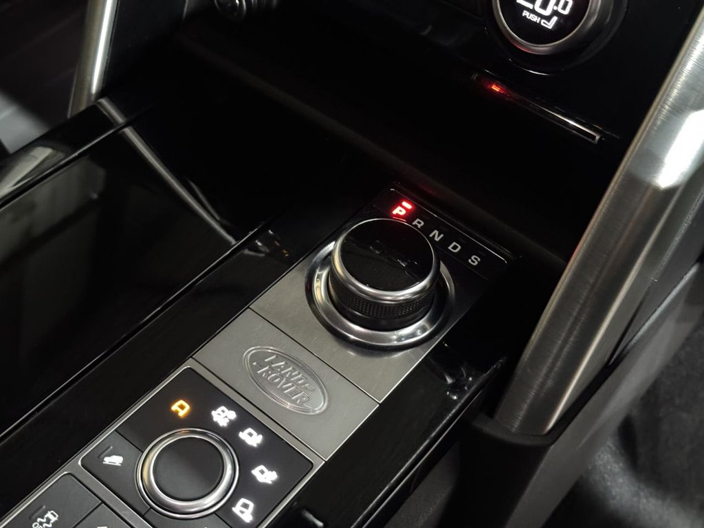 Used Land Rover Discovery 2018 for sale - 76985940: Photo 45