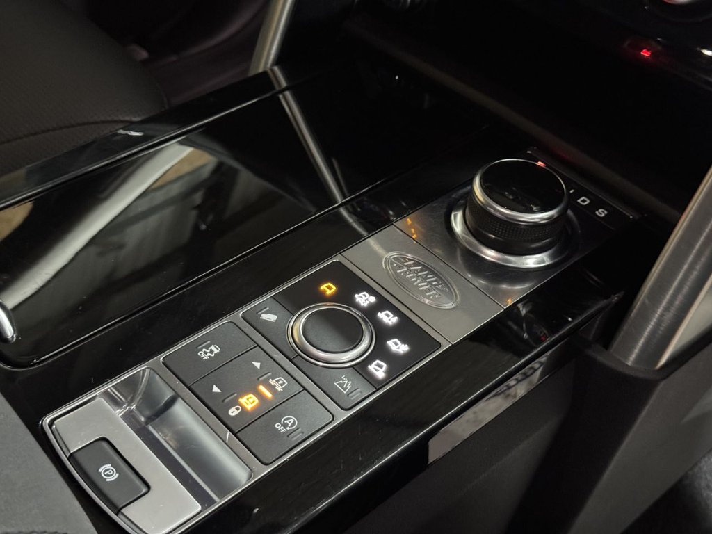 Used Land Rover Discovery 2018 for sale - 76985940: Photo 49