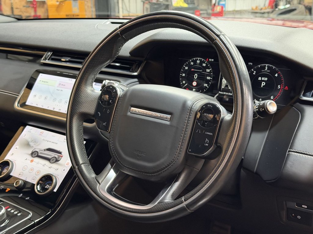 Used Land Rover Range Rover Velar 2017 for sale - 77904707: Photo 4