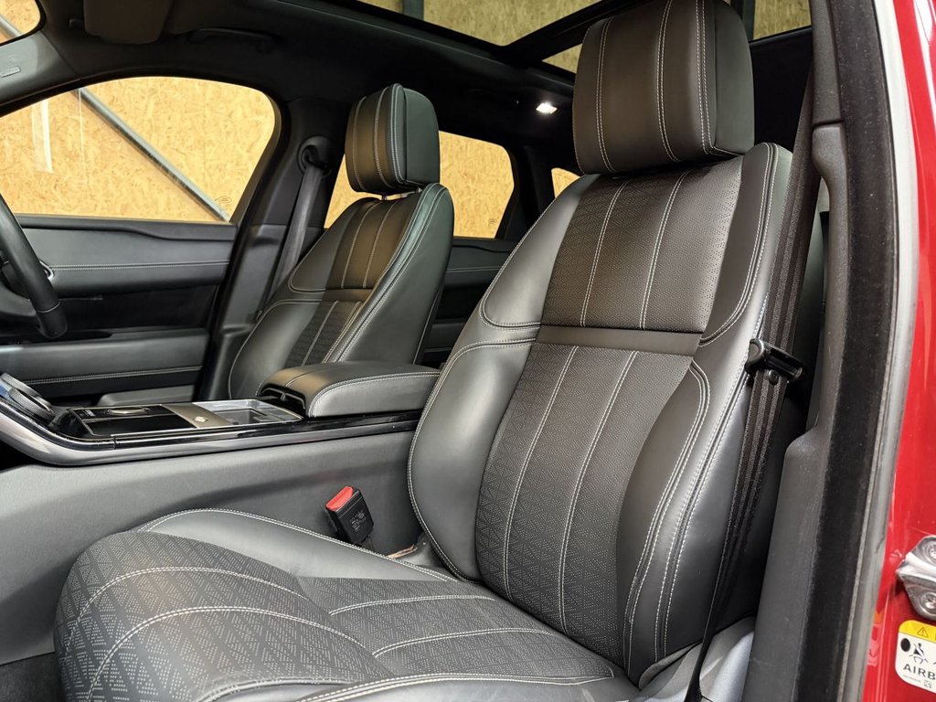 Used Land Rover Range Rover Velar 2017 for sale - 77904707: Photo 43