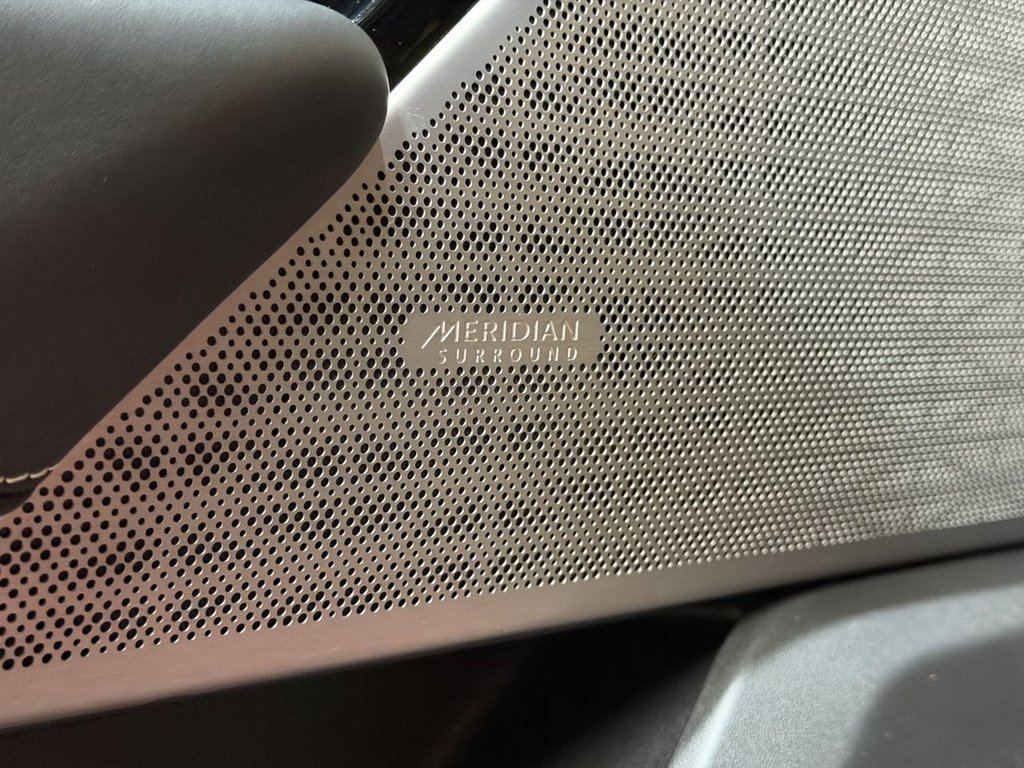 Used Land Rover Range Rover Velar 2017 for sale - 77904707: Photo 46