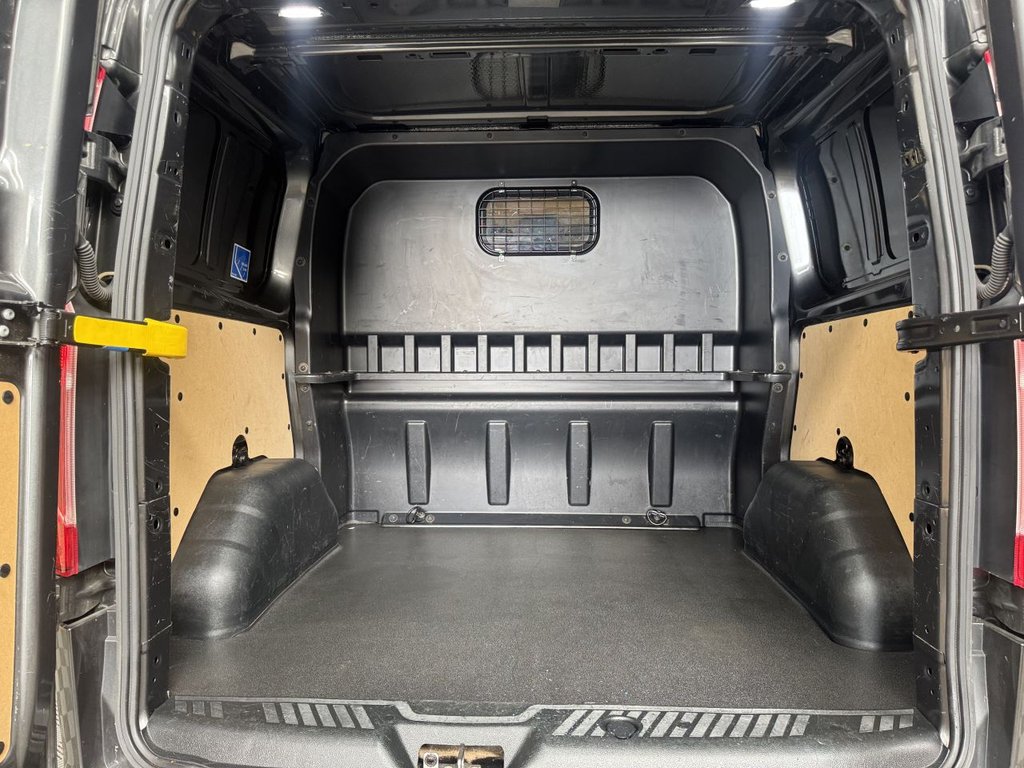 Used Ford Transit Custom 2023 for sale - 76147506: Photo 17