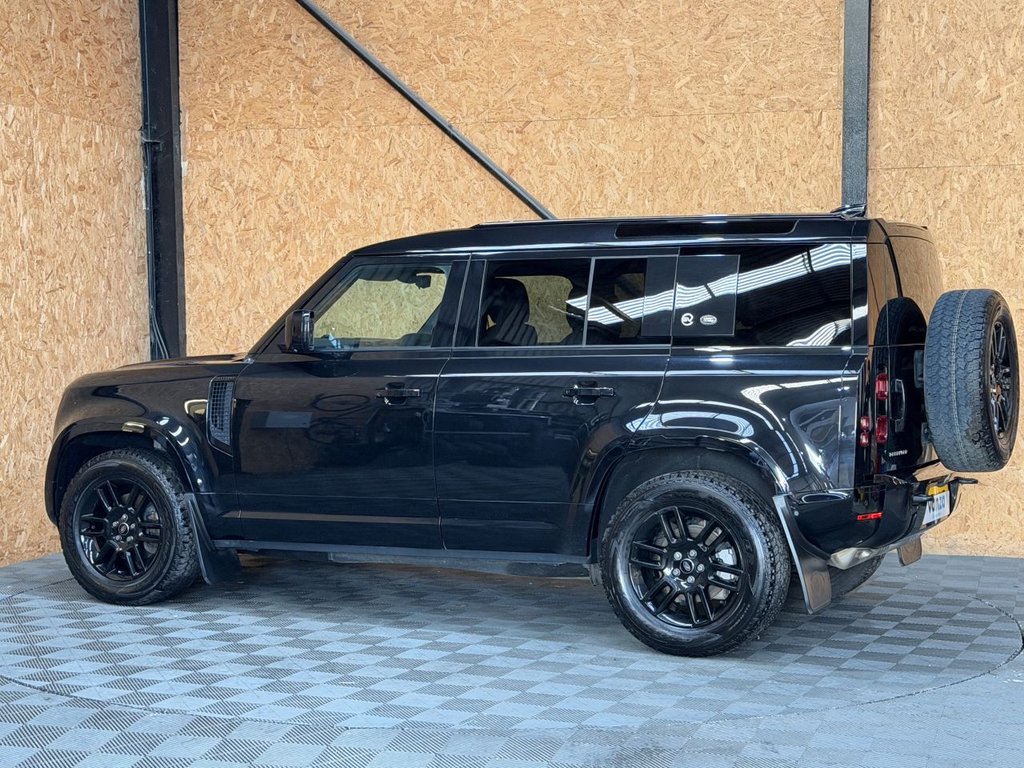 Used Land Rover Defender 2022 for sale - 77660170: Photo 10