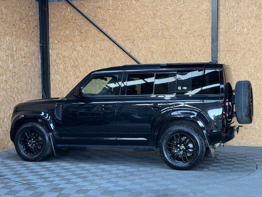 Used Land Rover Defender 2022 for sale - 77660170: Photo 11