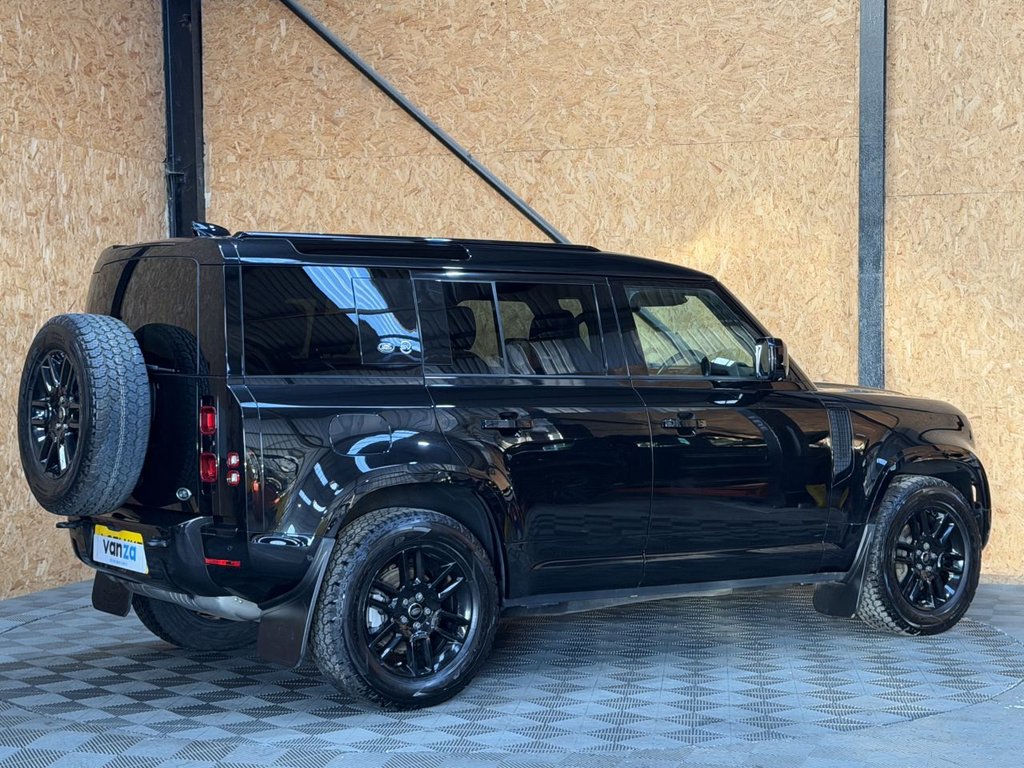 Used Land Rover Defender 2022 for sale - 77660170: Photo 24