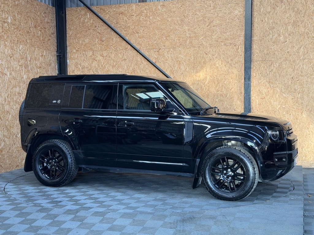 Used Land Rover Defender 2022 for sale - 77660170: Photo 32