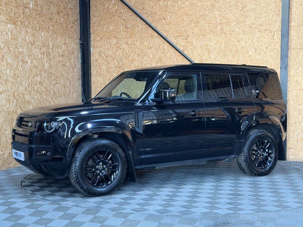 Used Land Rover Defender 2022 for sale - 77660170: Photo 5