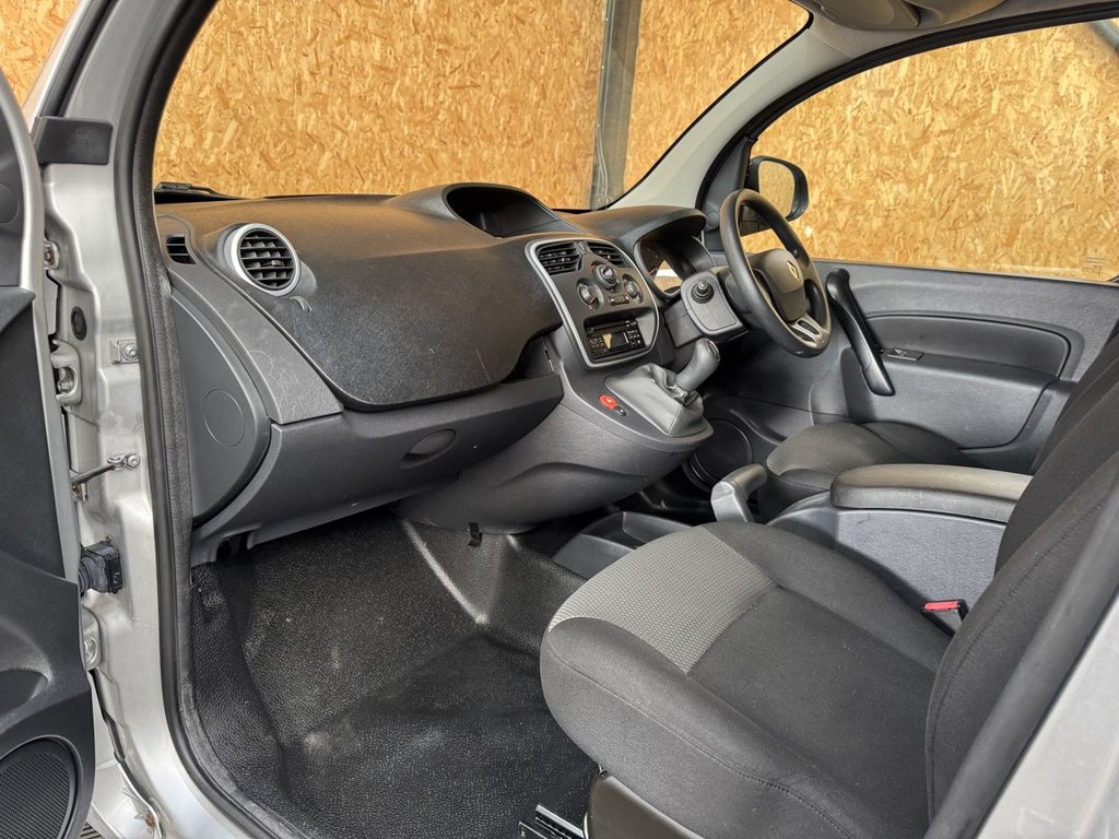 Used Renault Kangoo 2018 for sale - 76883125: Photo 20