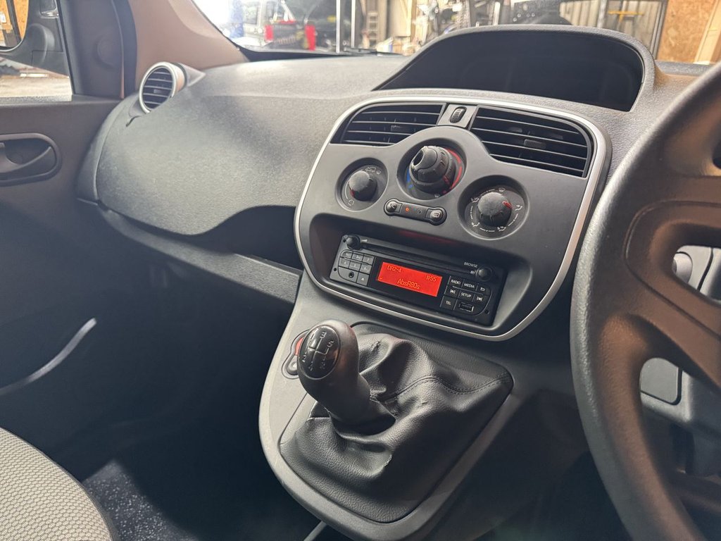 Used Renault Kangoo 2018 for sale - 76883125: Photo 26