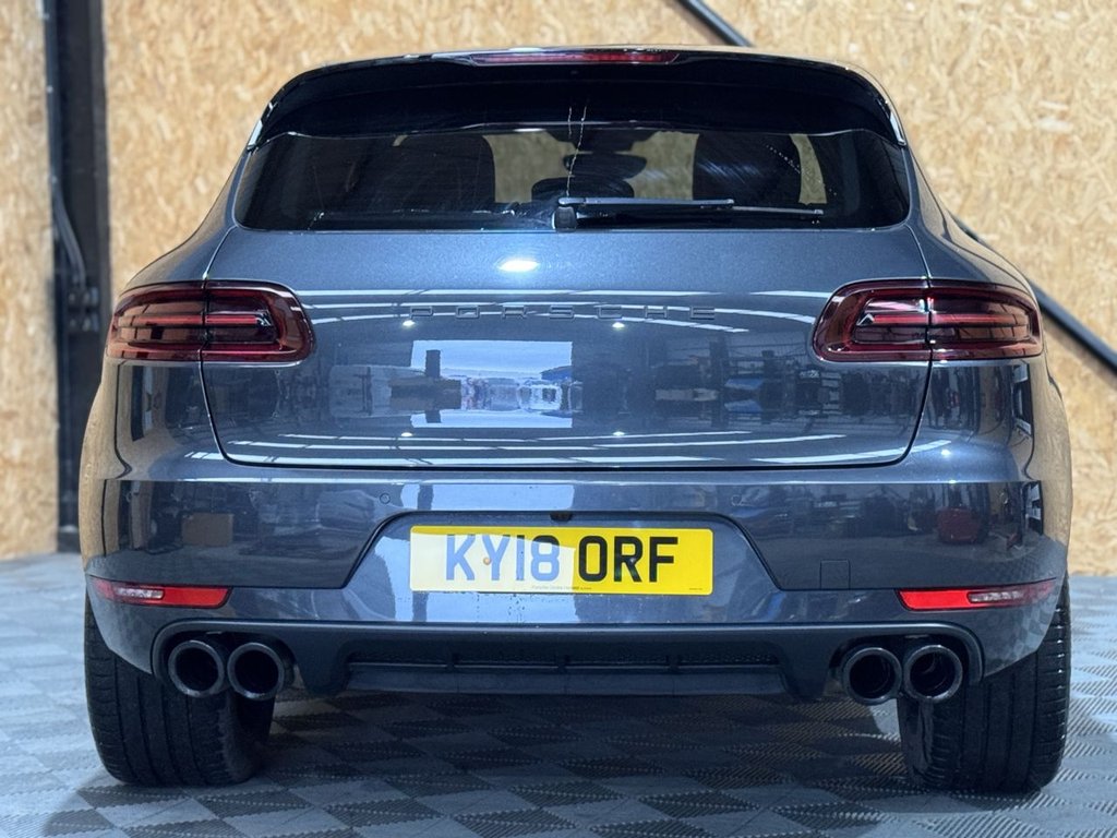 Used Porsche Macan 2018 for sale - 76162963: Photo 11