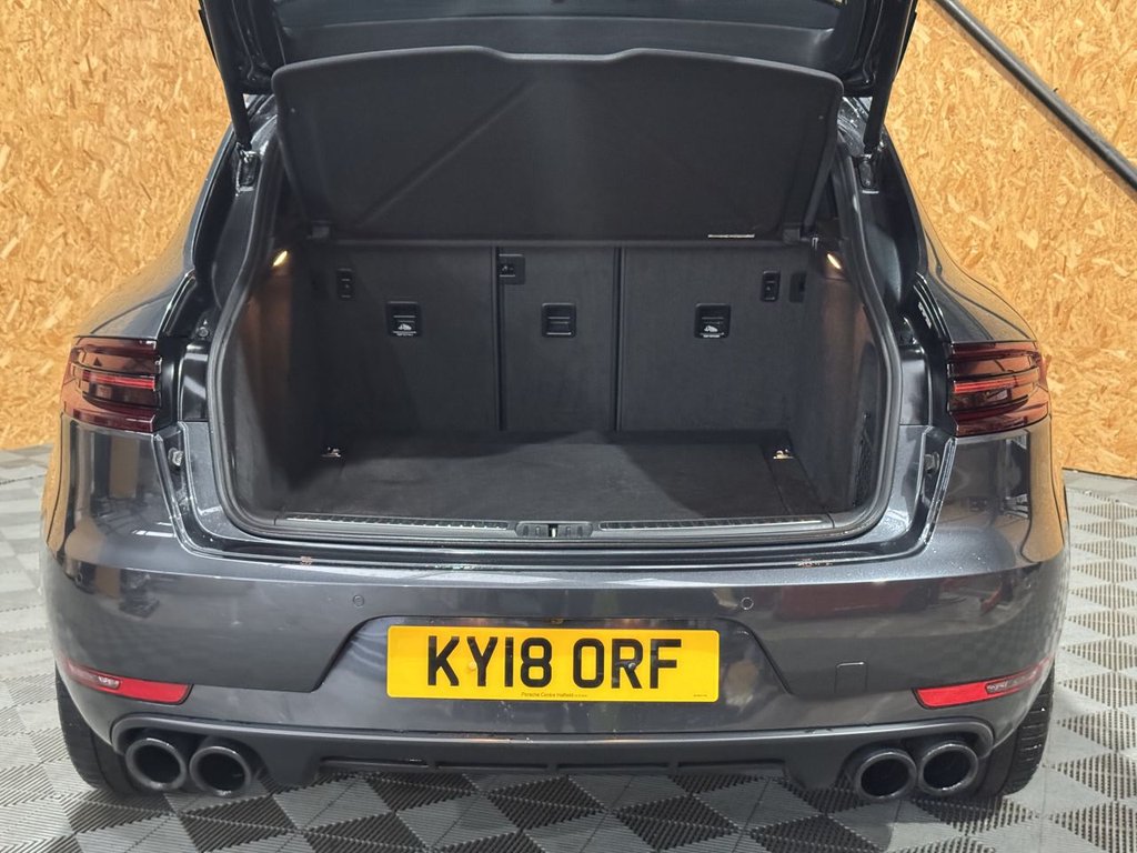 Used Porsche Macan 2018 for sale - 76162963: Photo 13