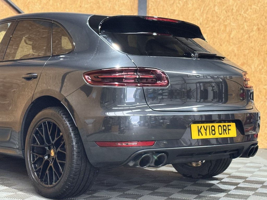 Used Porsche Macan 2018 for sale - 76162963: Photo 14
