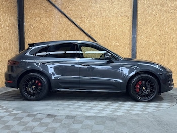 Used Porsche Macan 2018 for sale - 76162963: Photo