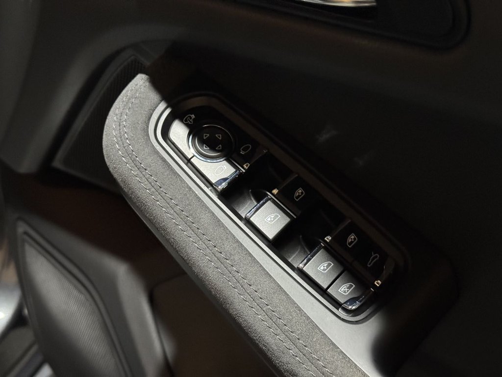 Used Porsche Macan 2018 for sale - 76162963: Photo 31