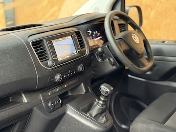 Used Vauxhall Vivaro 2023 for sale - 79375670: Photo