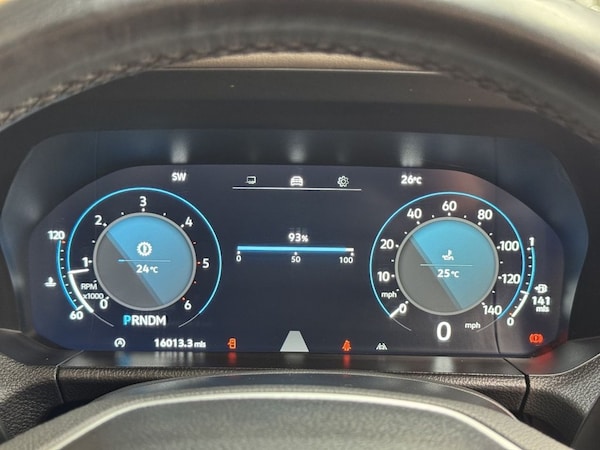 Used Volkswagen Amarok 2023 for sale - 74124268: Photo 24