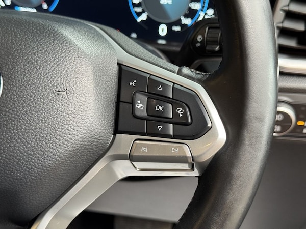 Used Volkswagen Amarok 2023 for sale - 74124268: Photo 28