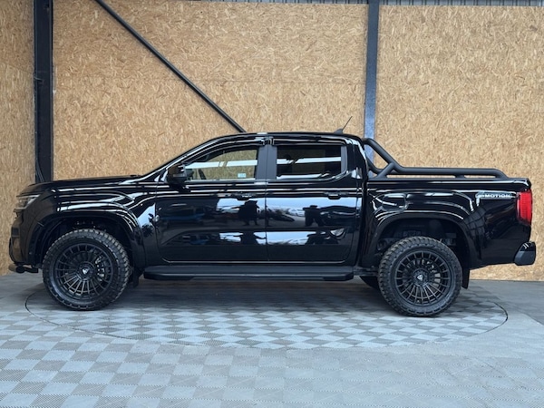 Used Volkswagen Amarok 2023 for sale - 74124268: Photo 2