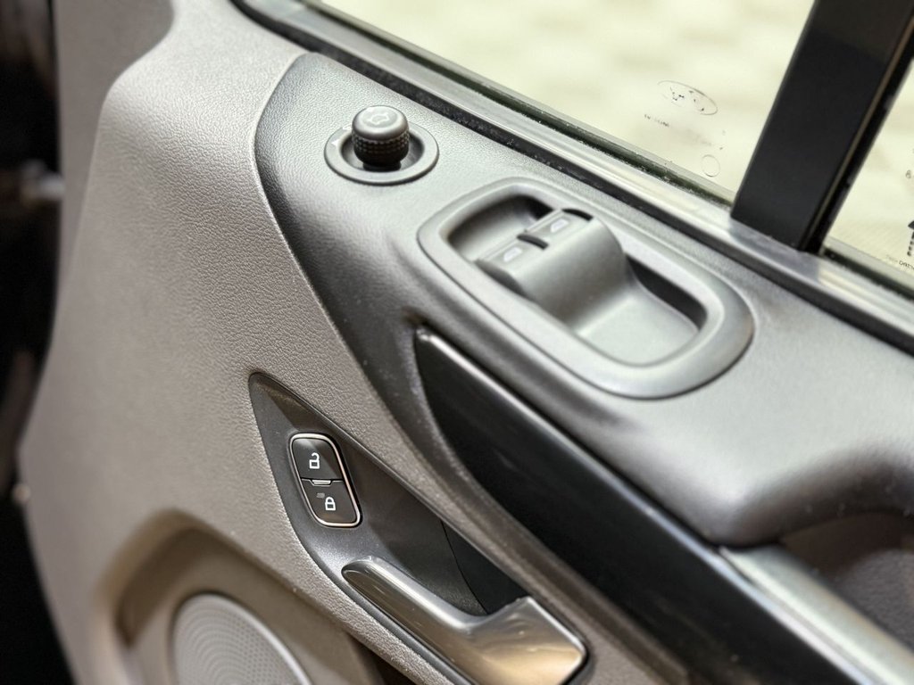 Used Ford Transit Custom 2021 for sale - 78111174: Photo 31