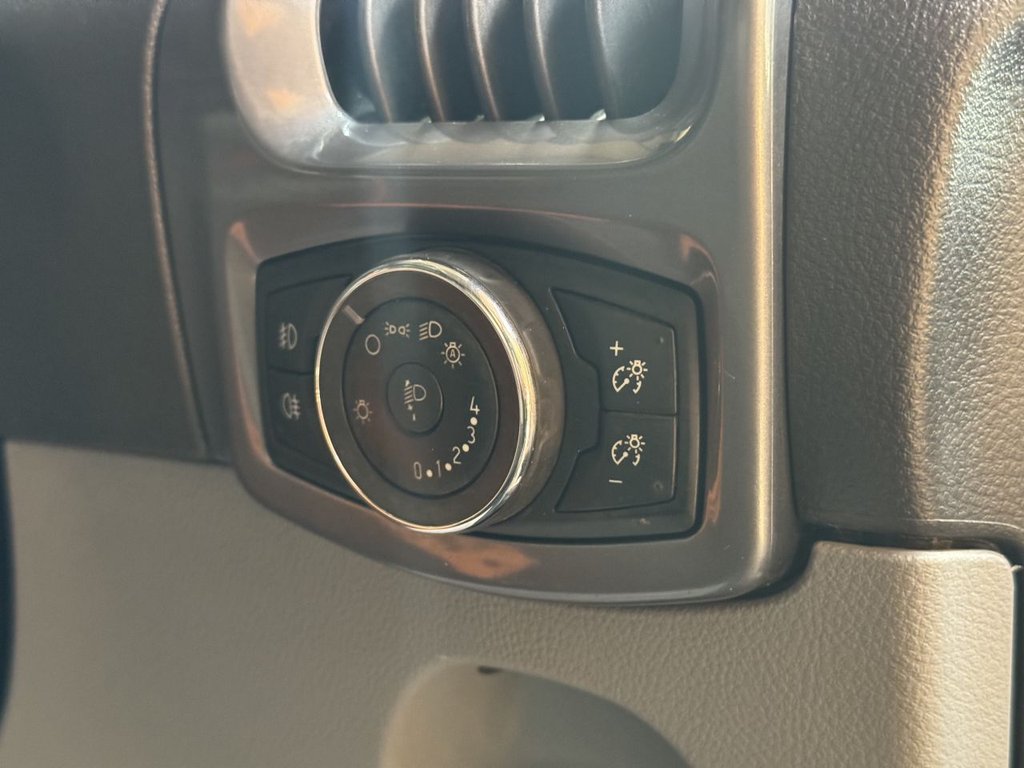 Used Ford Transit Custom 2017 for sale - 76950324: Photo 30